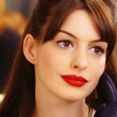 Bí quyết tiêm thon gọn mặt mà vẫn tự nhiên khi lên hình như các diễn viên Hollywood
