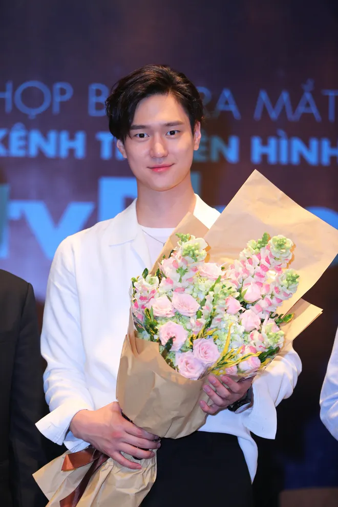 Diễn viên Go Kyung Pyo