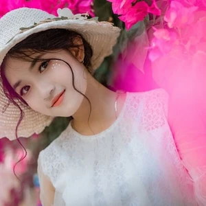 Da láng bóng và mịn màng nhờ vào cách làm trắng da mặt từ các nguyên liệu từ thiên nhiên.