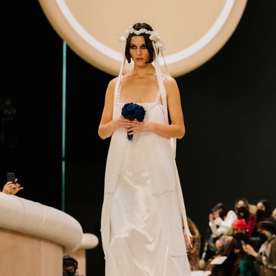 giải mãi truyền thống váy cưới last look