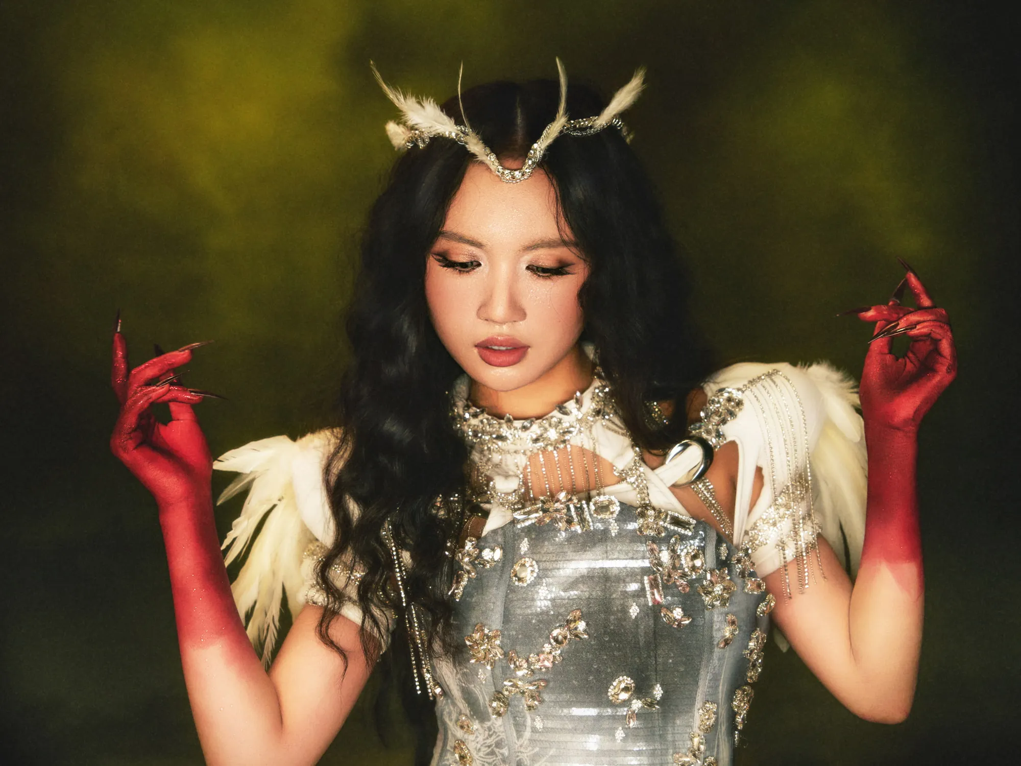 Tân binh LEXXY - con gái Mars Anh Tú ra mắt ca khúc "Niệm Chíll".