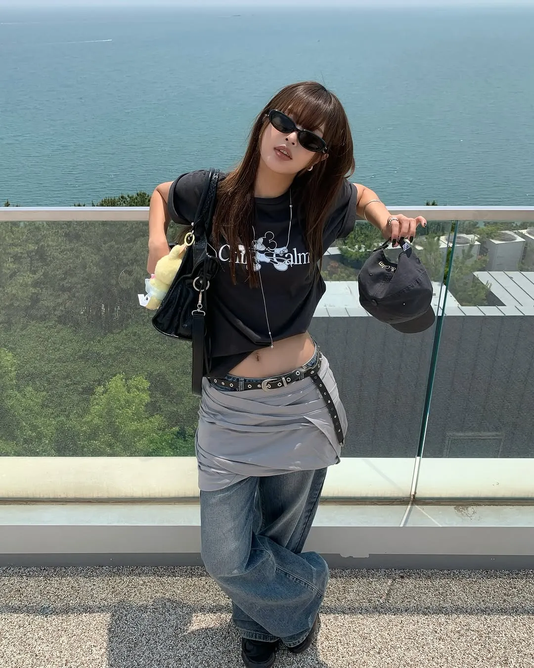 da._.woooooon diện phụ kiện thắt lưng 