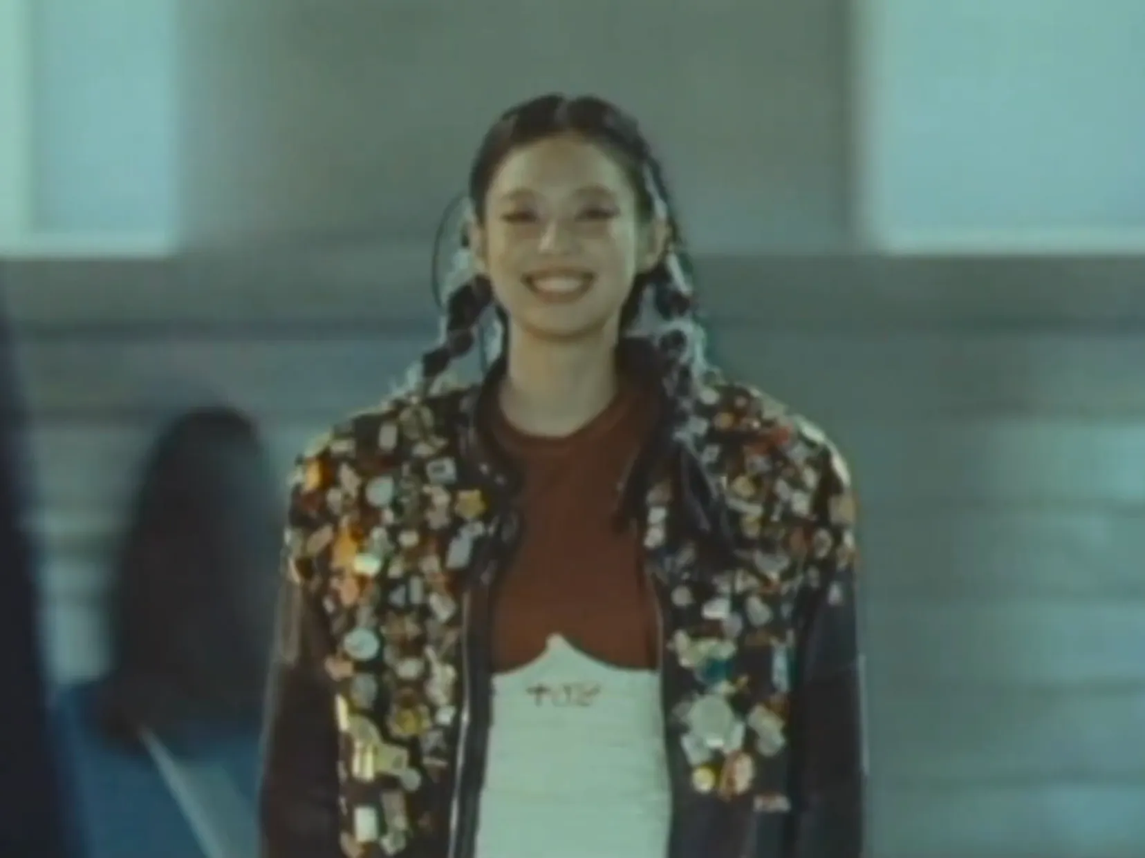 elle-thoi-trang-jennie-seoul-city-15