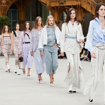 BST Chanel Cruise 2020 mới mẻ, trẻ trung và cởi mở hơn