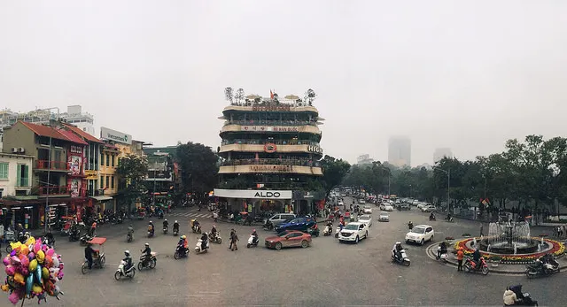  quảng Trường Đông Kinh Nghĩa Thục.