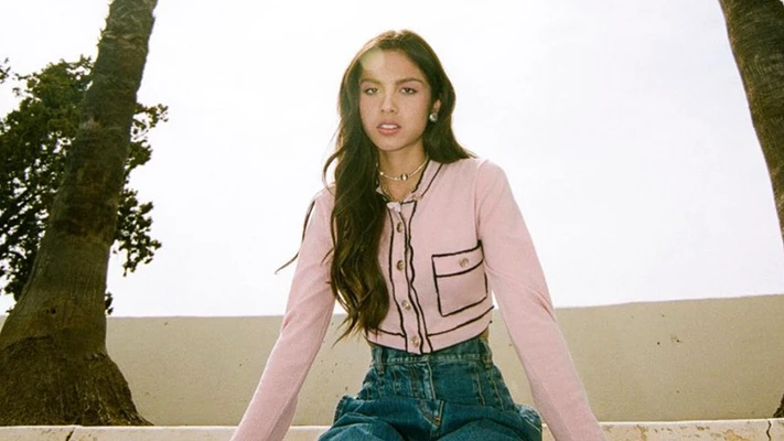 olivia rodrigo thời trang gen z