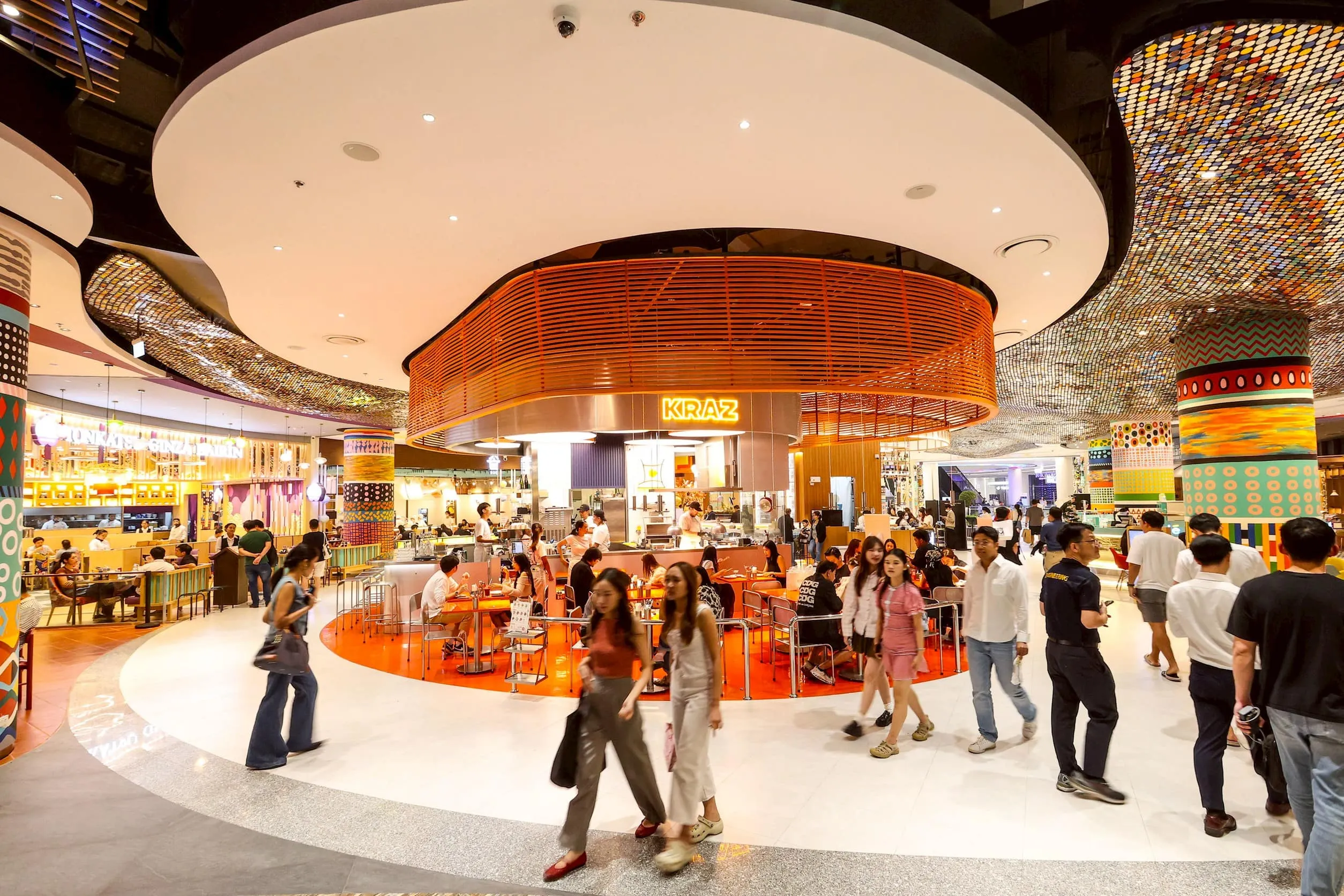 Khu ẩm thực EATELIER tại Siam Paragon - Bangkok. 