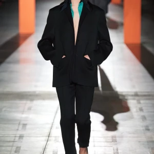 00015-prada-fall-2023-ready-to-wear-credit-gorunway