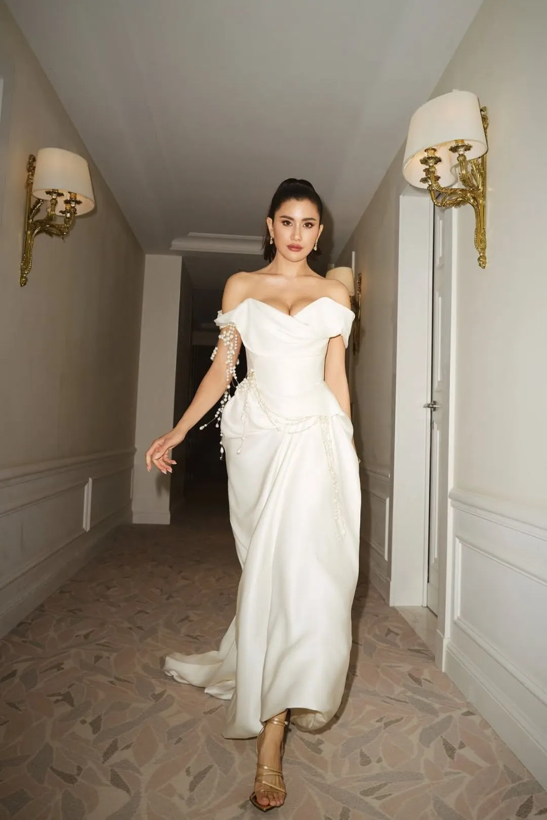 cannes có nữ diễn viên thái tham dự