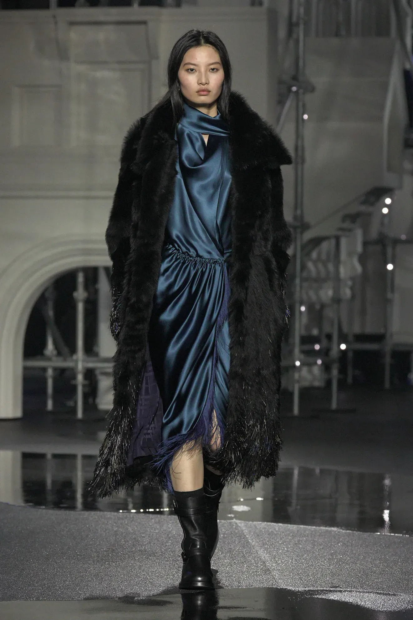 Burberry Thu-Đông 2026