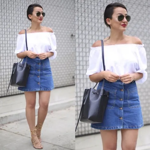 Bạn có thể diện item thời trang này với áo trễ vai để tạo phong cách sexy