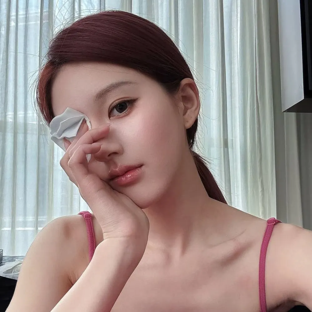 kiểu trang điểm môi triệu lộ tư