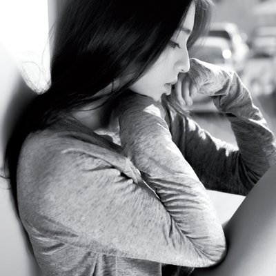 Hạnh phúc với đam mê ảnh nghệ thuật - ELLE.VN