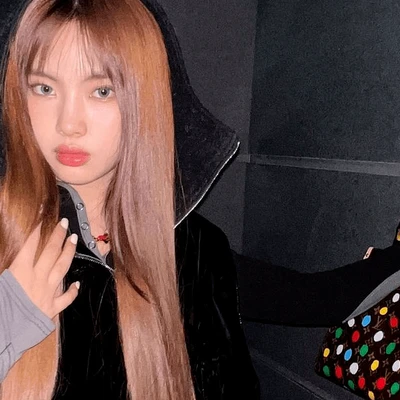 Em út newjeans Hyein thành đại sứ Louis Vuitton