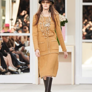 Bộ sưu tập Chanel Thu Đông 2016 ELLE VIETNAM