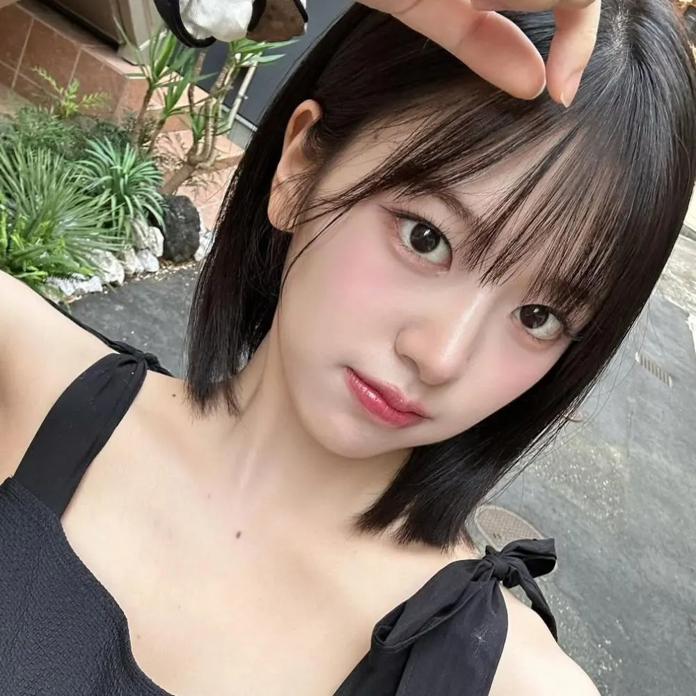 Hình ảnh selfie của An Yu-jin (IVE).