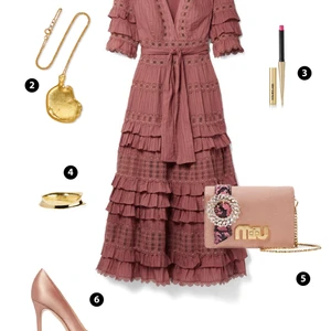 ELLE Style Calendar: Phối đồ màu hồng mùa lễ hội