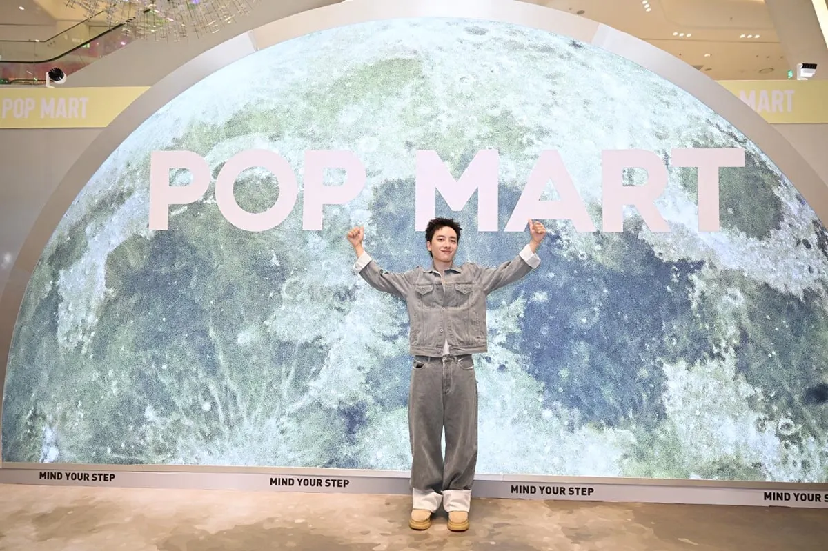 Nicky tham dự sự kiện MEGA của POP MART