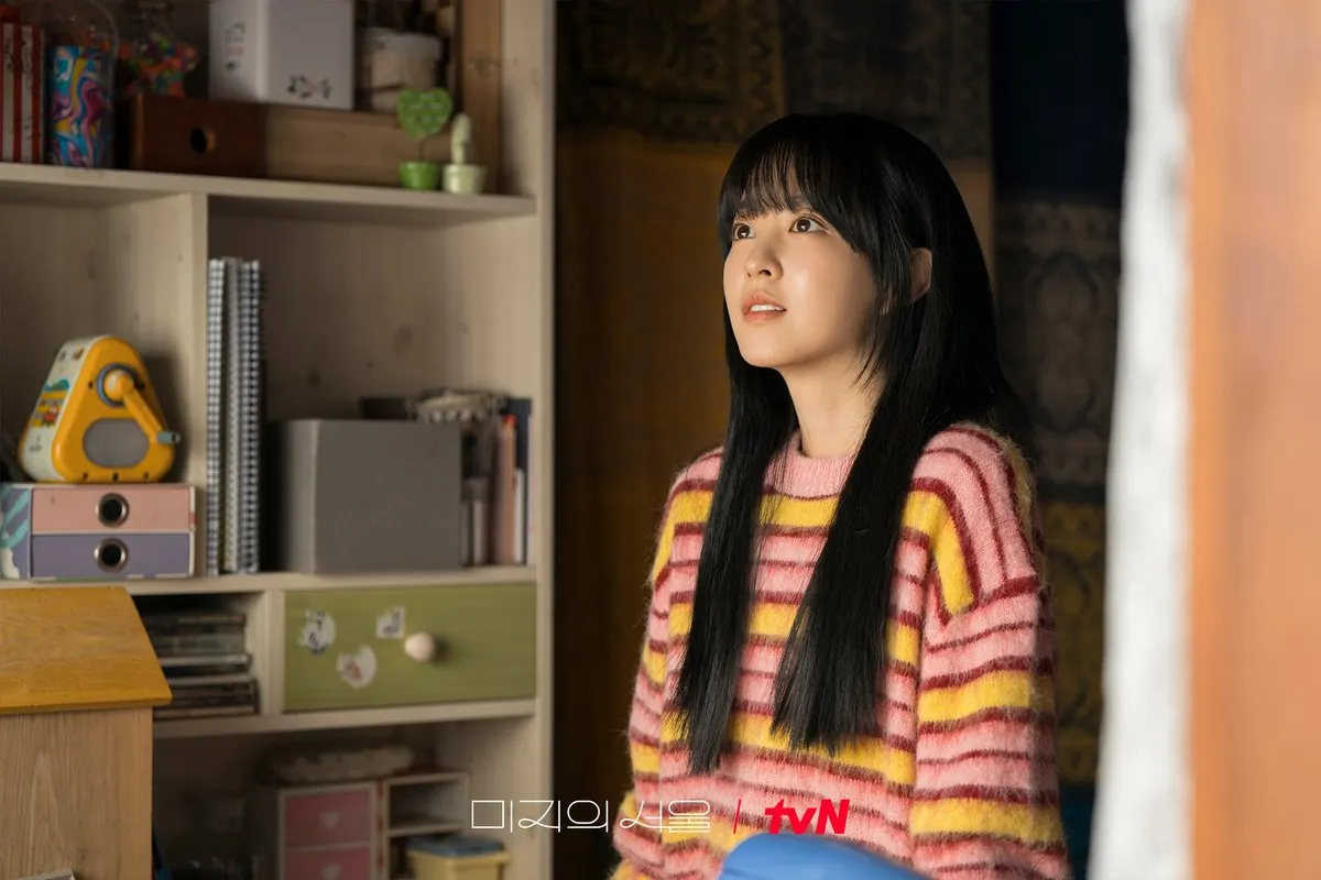 elle-10-cau-noi-our-unwritten-seoul (2)