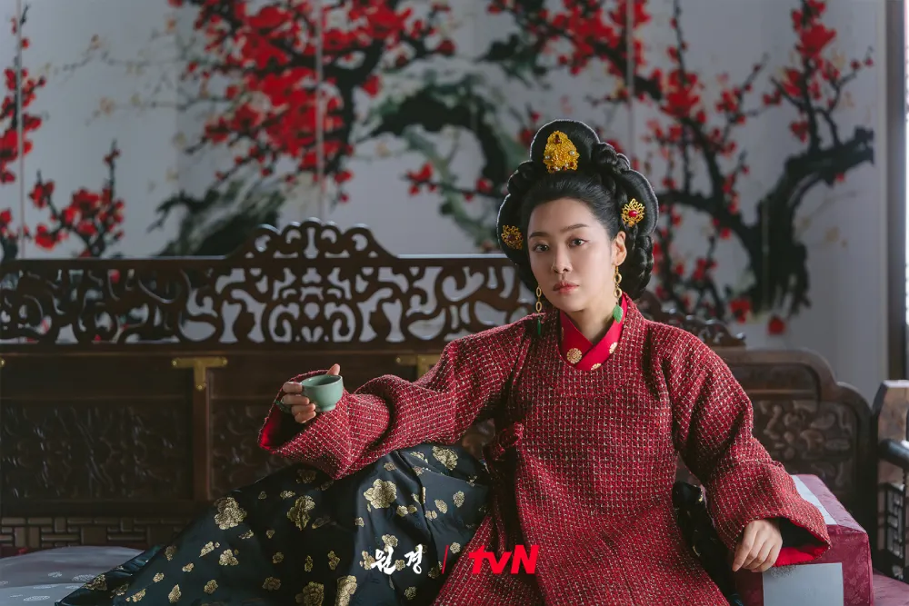 ảnh hậu Cha joo young the queen who crowns