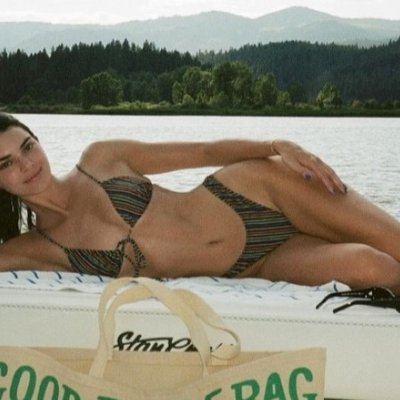 Nhan sắc xinh đẹp vạn người mê của Kendall Jenner