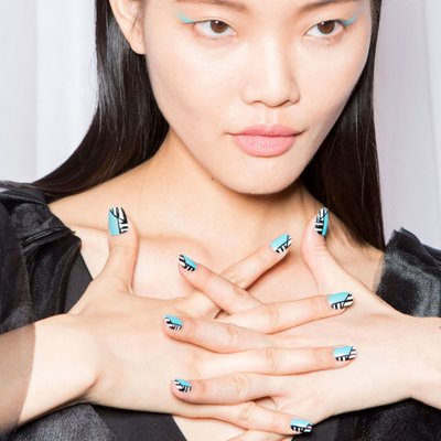 Xu hướng vẽ móng tay phá cách tại NYFW xuân hè 2016 ELLE VN