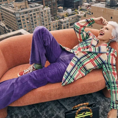 phong cách thời trang u80 của maye musk