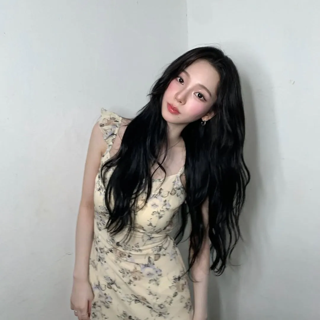 Nét đẹp tựa AI của Karina