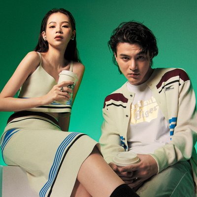 trang phục kẻ sọc của Onitsuka Tiger