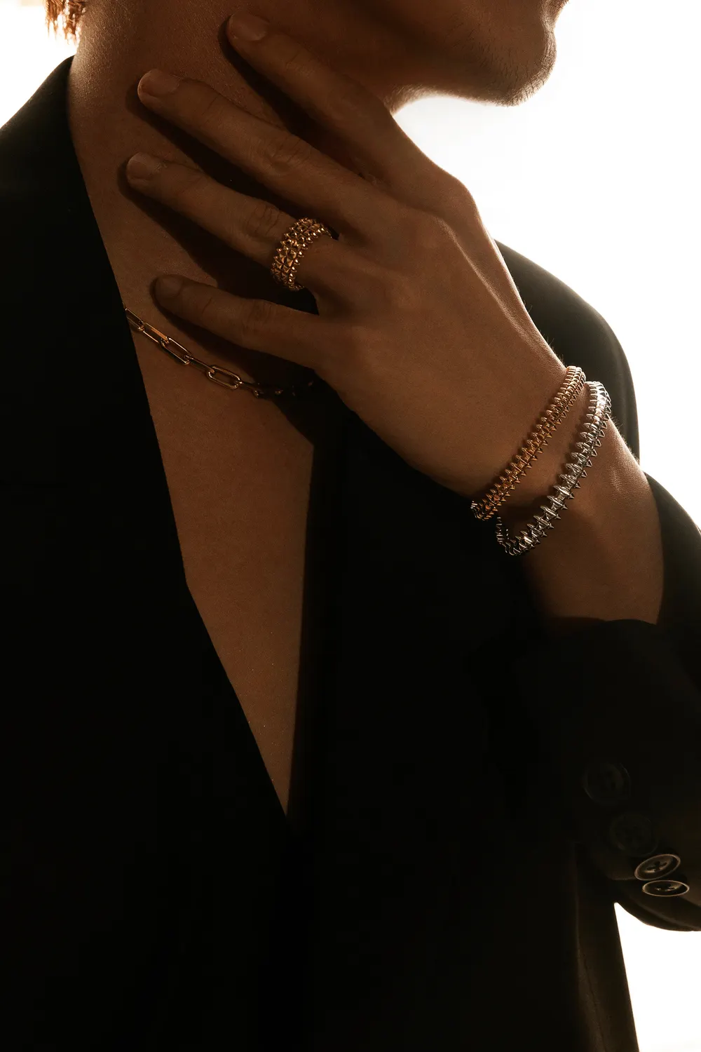vòng tay trang sức Cartier