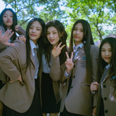 nhóm nhạc k-pop nổi danh khắp châu á