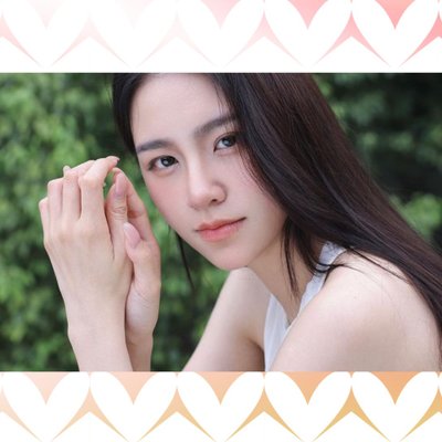 sữa dưỡng thể trắng da - cô gái da trắng nghiêng đầu