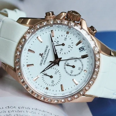 Đăng Quang Watch giảm giá đến 20% nhân ngày đặc biệt của phái đẹp 10