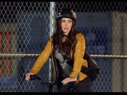 ninja rua megan fox elle vietnam cover