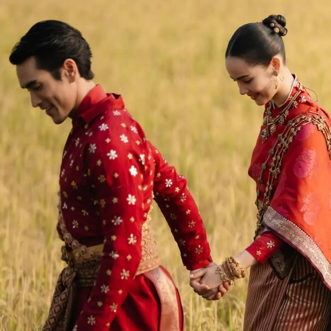 Yaya Urassaya và kiểu tóc búi