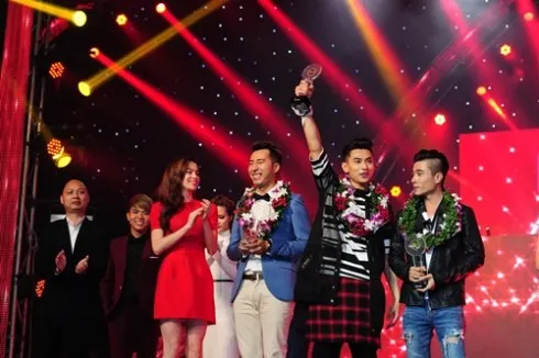 gala-trao-giai-The-Remix-Hoa-am-anh-sang-2015-Nguoiduatin (143)