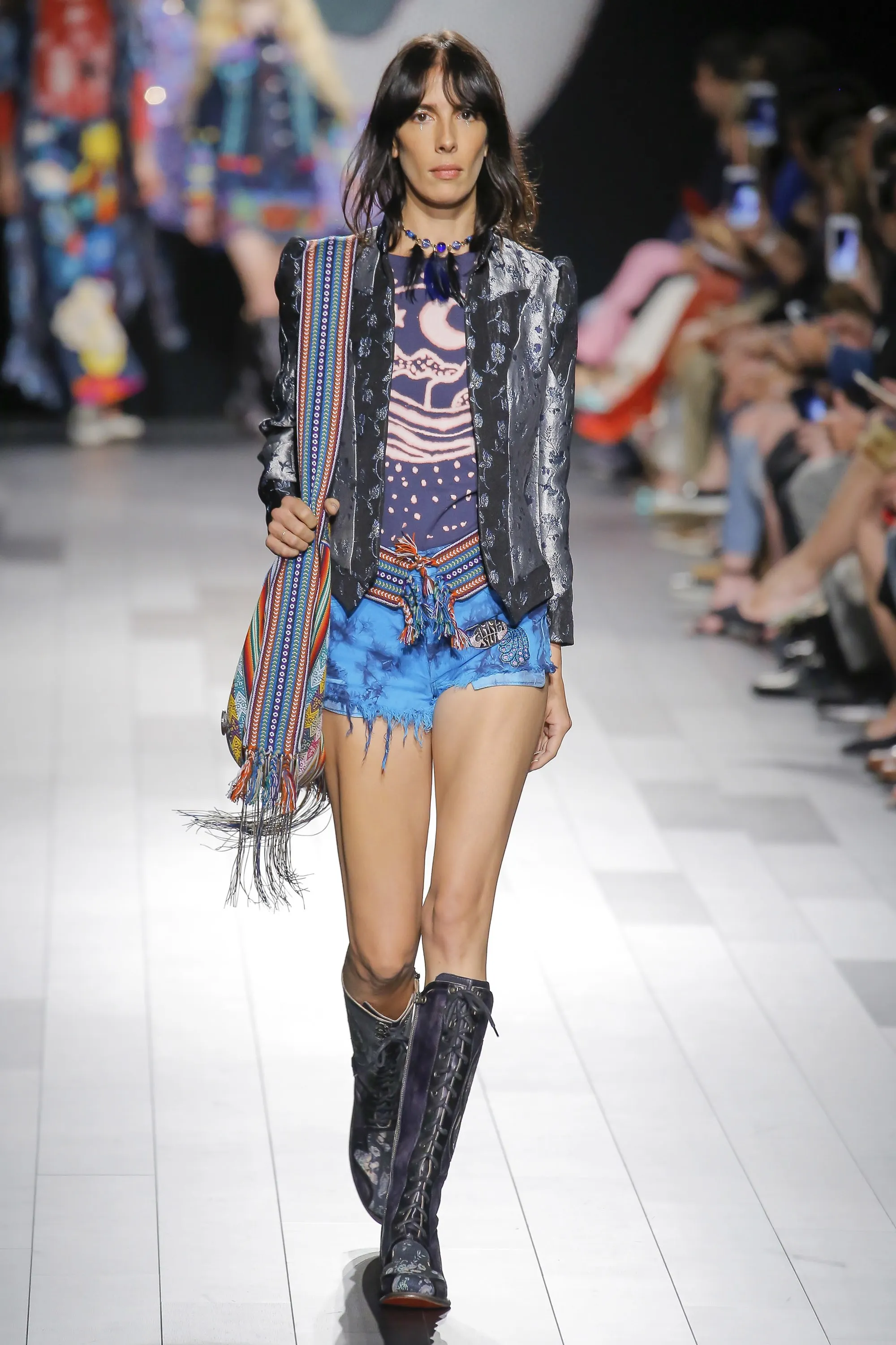 5 BST nổi bật trong ngày trình diễn thứ năm của NYFW Spring 2018