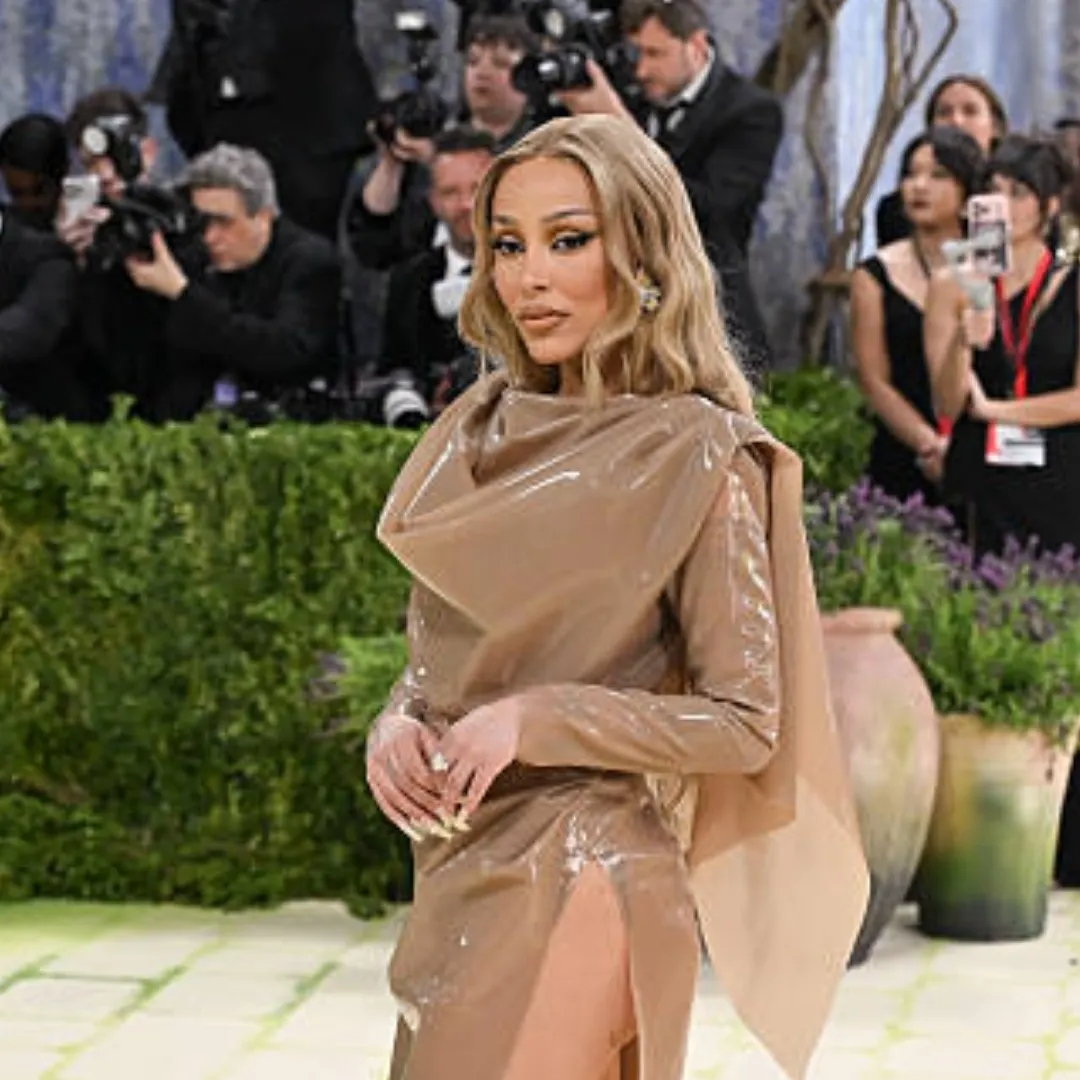 Doja Cat với kiểu nail Met Gala 2026