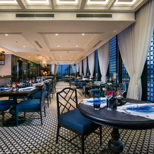 Độc đáo và tinh túy Nhà hàng Red Bean & Twilight Sky Bar - ELLE VN