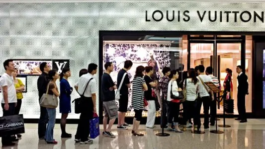 Tại sao thương hiệu nội y Victoria’s Secret chọn Thượng Hải là sàn diễn tiếp theo?
