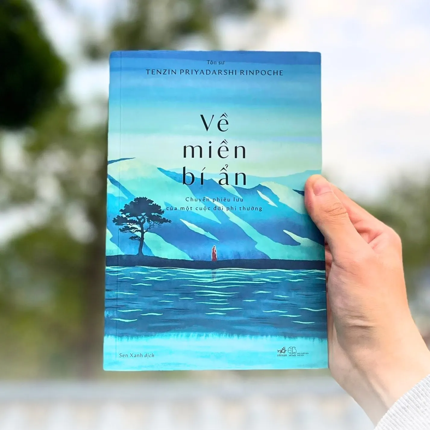 Sách Về miền bí ẩn nhận được nhiều lời khen