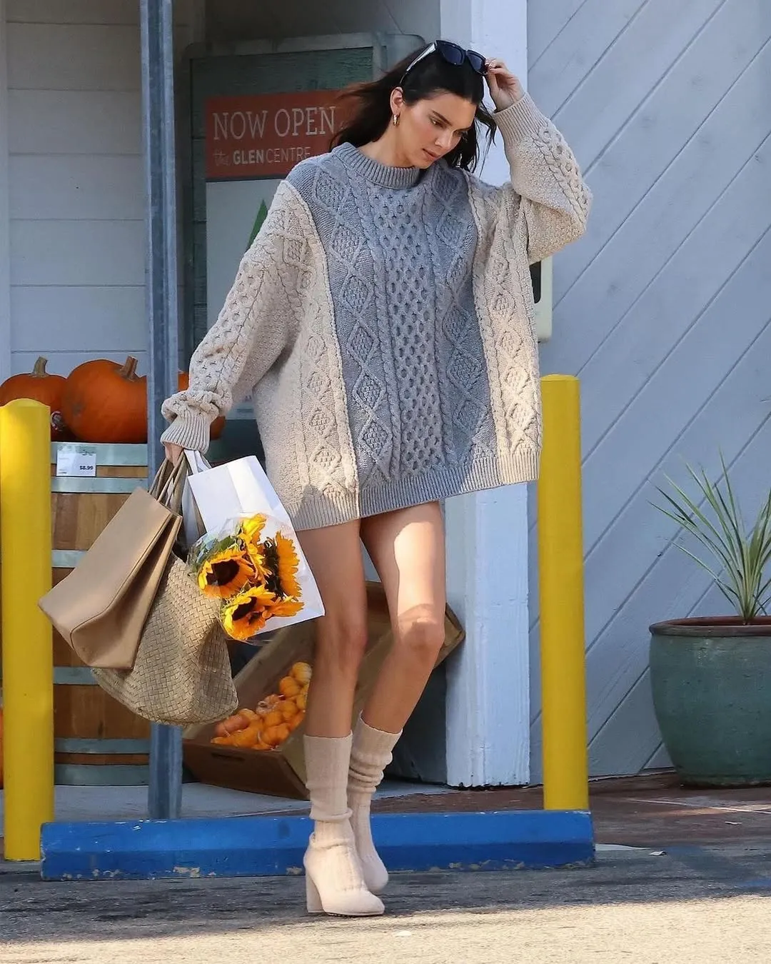 kendall jenner phối đồ ba điểm
