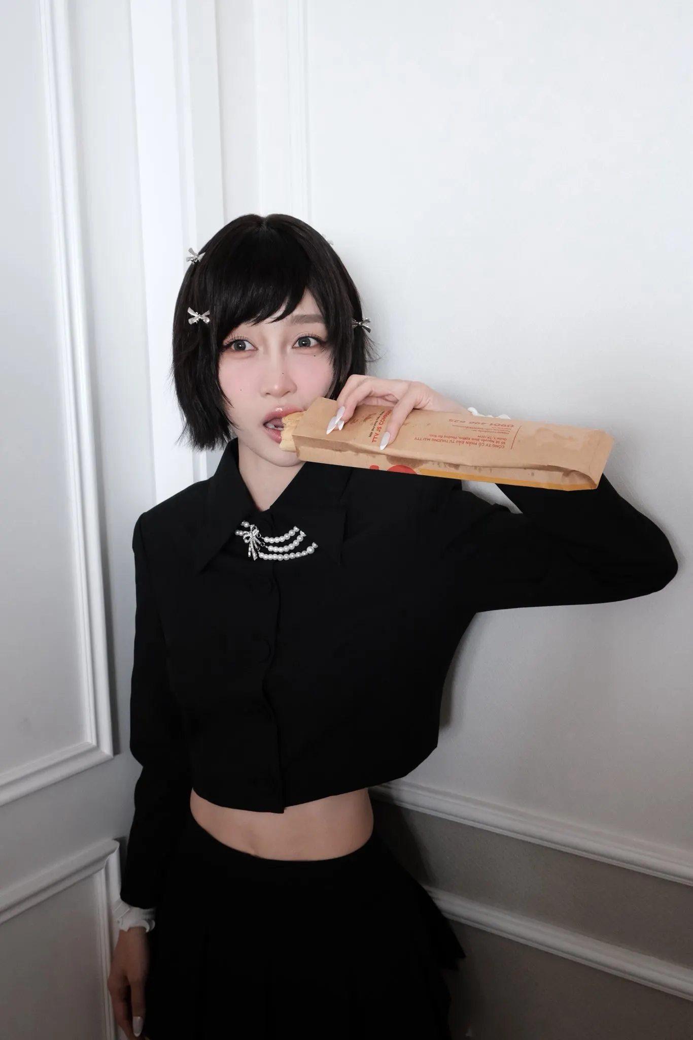 Juky San diện croptop đen 