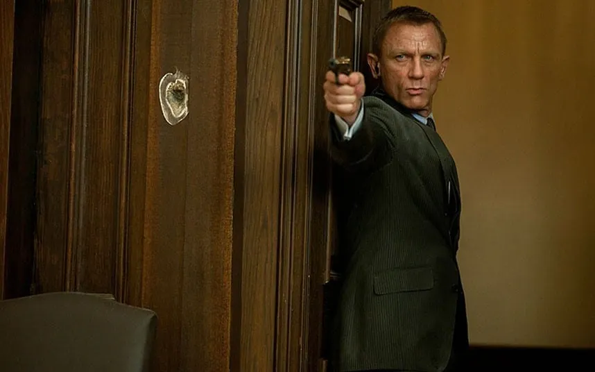 Daniel Craig trong bộ phim Skyfall (2012)
