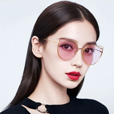 Angelababy đeo mắt kính to bản tròng màu Molsion