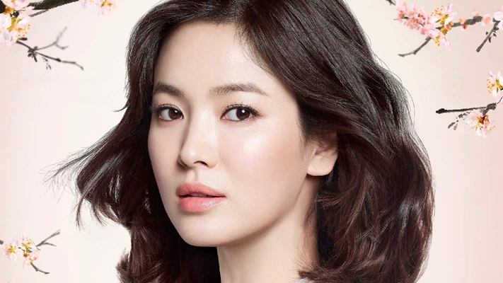 song hye kyo phong cách trang điểm tự nhiên ft800