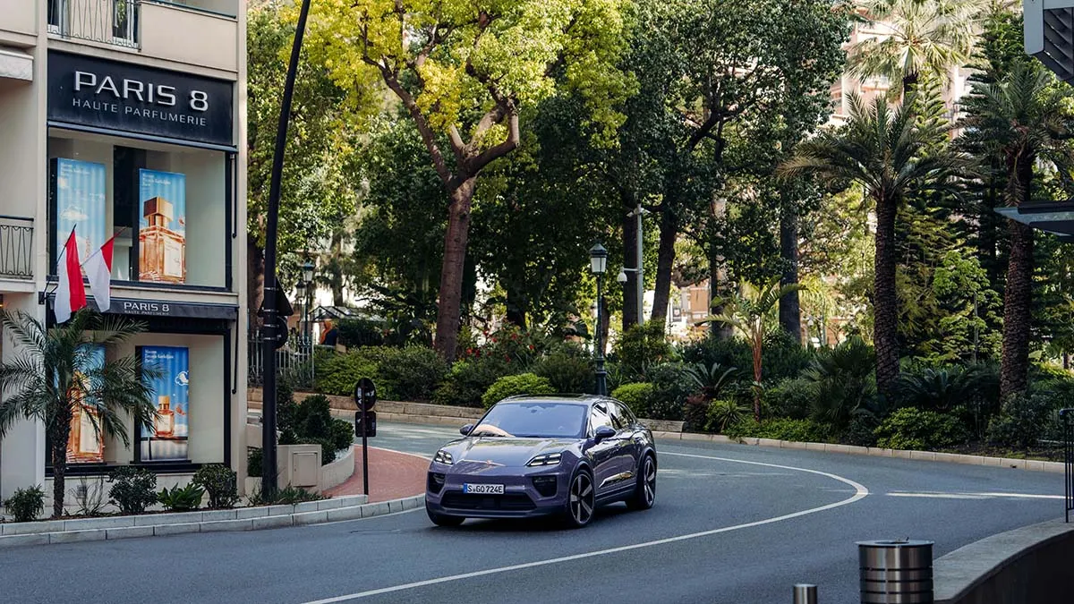 Porsche Macan 4S Electric giao thoa giữa công nghệ và thể thao