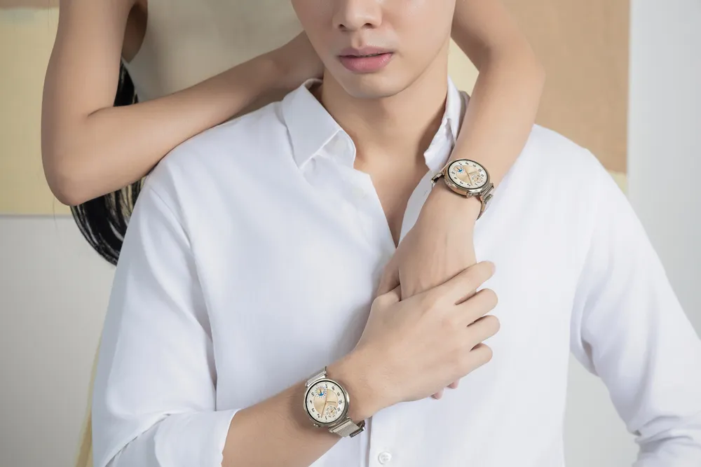 tính năng đồng hồ huawei valentine