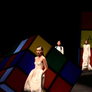 ellevn bo suu tap lam gia khang