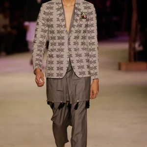 Tuần lễ Thời trang ELLE Thailand Xuân-Hè 2016